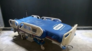 HILL-ROM TOTAL CARE BARIATRIC PLUS HOSPITAL BED WITH MODULES (LOW AIRLOSS)