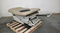 MIDMARK 625 POWER EXAM TABLE WITH FOOT CONTROL