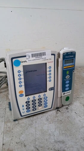 CAREFUSION ALARIS PC GUARDRAILS 8015 INFUSION PUMP WITH ALARIS 8100 PUMP MODULE