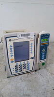 CAREFUSION ALARIS PC GUARDRAILS 8015 INFUSION PUMP WITH ALARIS 8100 PUMP MODULE