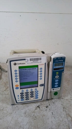 CAREFUSION ALARIS PC GUARDRAILS 8015 INFUSION PUMP WITH ALARIS 8100 PUMP MODULE