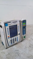 CAREFUSION ALARIS PC GUARDRAILS 8015 INFUSION PUMP WITH ALARIS 8100 PUMP MODULE