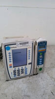 CAREFUSION ALARIS PC GUARDRAILS 8015 INFUSION PUMP WITH ALARIS 8100 PUMP MODULE