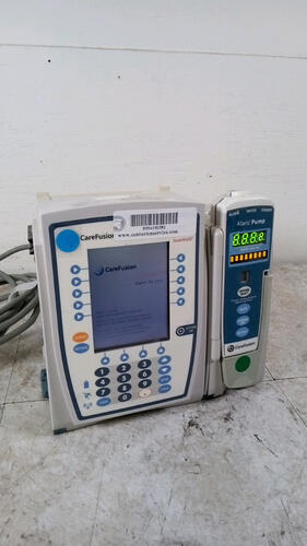 CAREFUSION ALARIS PC GUARDRAILS 8015 INFUSION PUMP WITH ALARIS 8100 PUMP MODULE