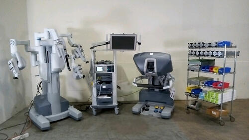 INTUITIVE SURGICAL DAVINCI SI HD SURGICAL ROBOT SYSTEM TO INCLUDE: VS3000 ENDOSCOPIC INSTRUMENT CONTROL SYSTEM WITH ERBE VIO 300D, CAMERA HEADS (HD4, HD3), PS3000 ENDOSCOPIC INSTRUMENT CONTROL SYSTEM, SS3000 ENDOSCOPIC INSTRUMENT CONTROL SYSTEM, SM3000 SK