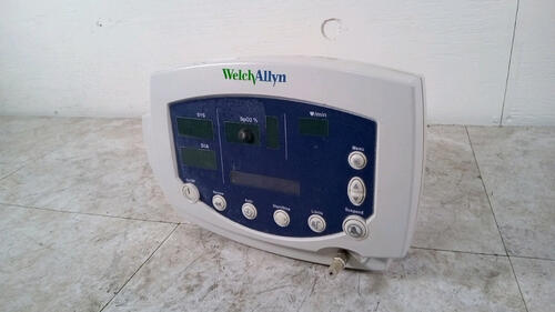 WELCH ALLYN 53NOO VITAL SIGNS MONITOR