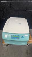 HETTICH UNIVERSAL 320R CENTRIFUGE