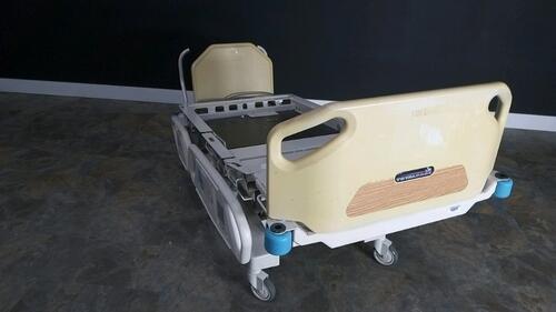 HILL-ROM TOTAL CARE HOSPITAL BED