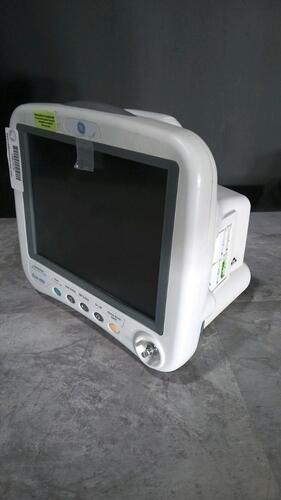 GE DASH 4000 PATIENT MONITOR