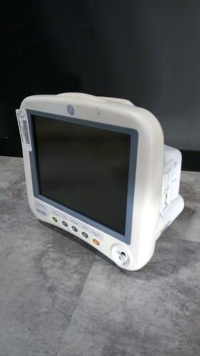 GE DASH 4000 PATIENT MONITOR