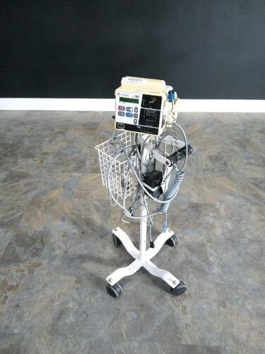 ALARIS/IVAC 4410 VITAL SIGN MONITOR ON ROLLING STAND