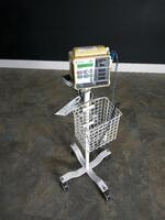 ALARIS/IVAC 4410 VITAL SIGN MONITOR ON ROLLING STAND