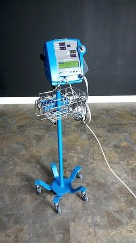 GE PRO 300V2 VITAL SIGN MONITOR ON ROLLING STAND