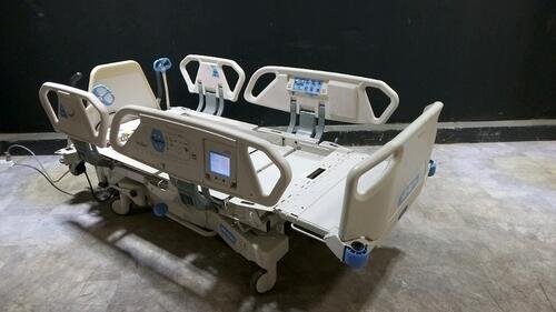 HILL-ROM TOTAL CARE SPORT 2 HOSPITAL BED