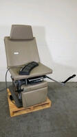 RITTER 111 POWER EXAM TABLE WITH FOOT CONTROL