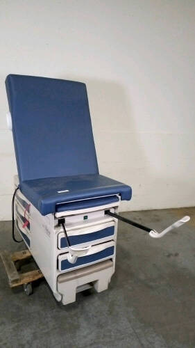 RITTER/MIDMARK 204 EXAM TABLE