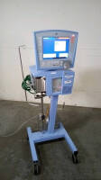 CAREFUSION VIASYS AVEA 17212 VENTILATOR ON ROLLING STAND