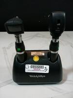 WELCH ALLYN OTO/OPTHALMOSCOPE WITH 7114 CHARGER WITH HEADS