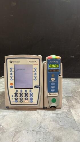 ALARIS PC 8015 SERIES INFUSION PUMP WITH ALARIS PUMP 8100 SERIES MODULE