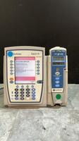 ALARIS PC 8015 SERIES INFUSION PUMP WITH ALARIS PUMP 8100 SERIES MODULE