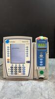 ALARIS PC 8015 SERIES INFUSION PUMP WITH ALARIS PUMP 8100 SERIES MODULE