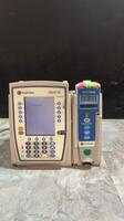 ALARIS PC 8015 SERIES INFUSION PUMP WITH ALARIS PUMP 8100 SERIES MODULE