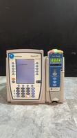 ALARIS PC 8015 SERIES INFUSION PUMP WITH ALARIS PUMP 8100 SERIES MODULE