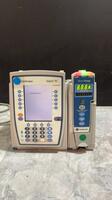 ALARIS PC 8015 SERIES INFUSION PUMP WITH ALARIS PUMP 8100 SERIES MODULE