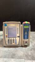 ALARIS PC 8015 SERIES INFUSION PUMP WITH ALARIS PUMP 8100 SERIES MODULE