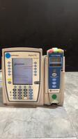 ALARIS PC 8015 SERIES INFUSION PUMP WITH ALARIS PUMP 8100 SERIES MODULE