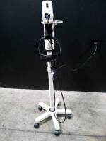 WELCH ALLYN SOLARC LIGHT SOURCE WITH HEADSET