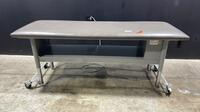 TRI-WG 810 PT TABLE