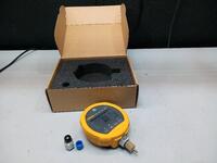 FLUKE 700G10 2000 PSIG PRESSURE GAUGE