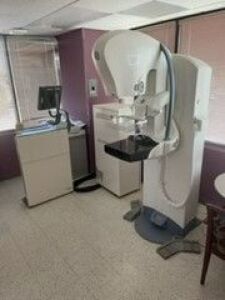 2010 GE Seno Essential Mammography Machine