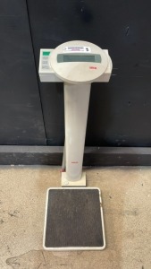 SECA DIGITAL PATIENT SCALE