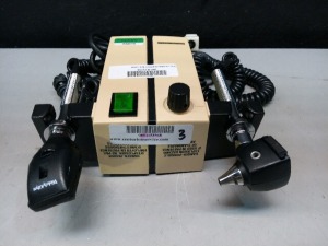 WELCH ALLYN 74710 OTO/OPTHALMOSCOPE WITH HEADS