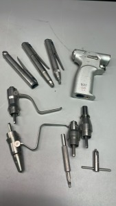 ZIMMER HALL MICROCHOICE POWER INSTRUMENT SET TO INCLUDE 5020-027 WIREDRIVER/FIXATION DRILL, 5020-021 MEDIUM SPEED DRILL, 5020-023 RECIPROCATING SAW, 5020-022 SAGITTAL SAW HANDPIECES & ATTACHMENTS