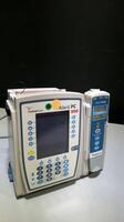 ALARIS PC 8015 SERIES INFUSION PUMP WITH ALARIS PUMP 8100 SERIES MODULE