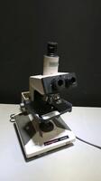 OLYMPUS BH-2 LAB MICROSCOPE WITH 1 EYEPIECE (10X/20L), AND 4 OBJECTIVES (4X, 10X, 40X, 100X)