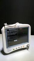 GE DASH 4000 PATIENT MONITOR