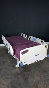 HILL-ROM P1900 TOTALCARE HOSPITAL BED