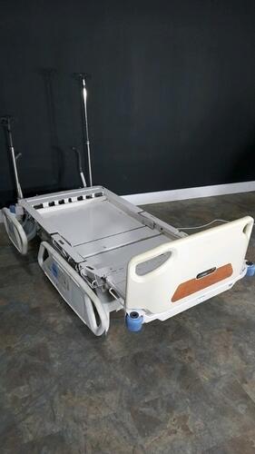 HILL-ROM TOTAL CARE SPORT 2 HOSPITAL BED