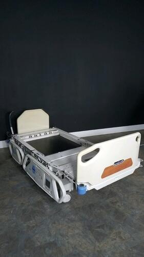 HILL-ROM TOTAL CARE SPORT 2 HOSPITAL BED