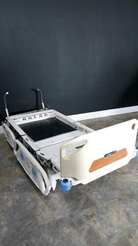 HILL-ROM TOTAL CARE SPORT 2 HOSPITAL BED