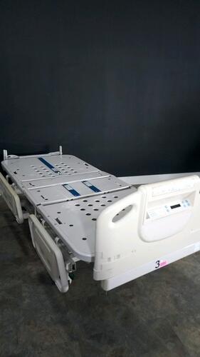 HILL-ROM P1600 ADVANTA HOSPITAL BED