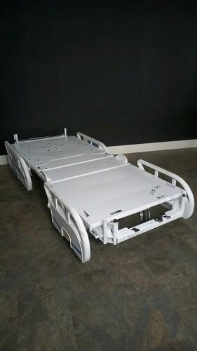 STRYKER 3005 S3 HOSPITAL BED