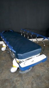 STRYKER 1105 PRIME SERIES STRETCHER