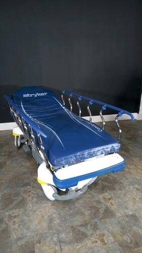 STRYKER 1105 PRIME SERIES STRETCHER