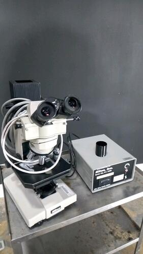 NIKON LABOPHOT MICROSCOPE WITH EYEPIECES 5 OBJECTIVE (10X, 20X, 40X, 50X, 100X) WITH POWER SUPPLY
