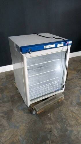 GLOBAL INDUSTRIAL 2453701 PHARAMACEUTICAL REFRIFERATOR